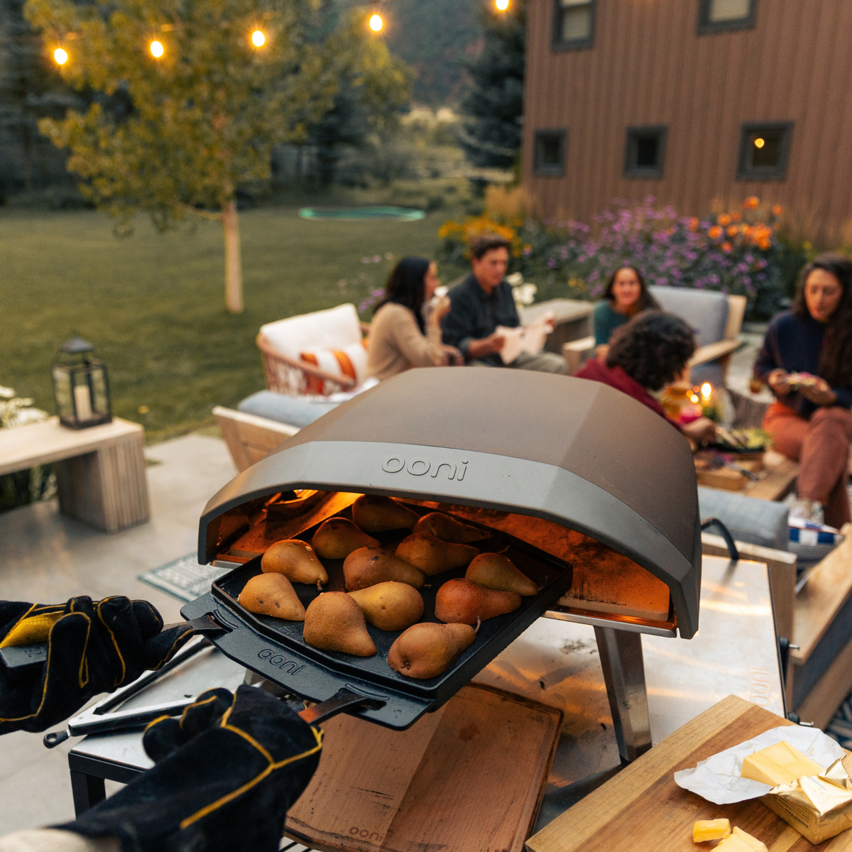 Ooni Koda 16 Gas-Powered Outdoor Pizza Oven – 1st Generation